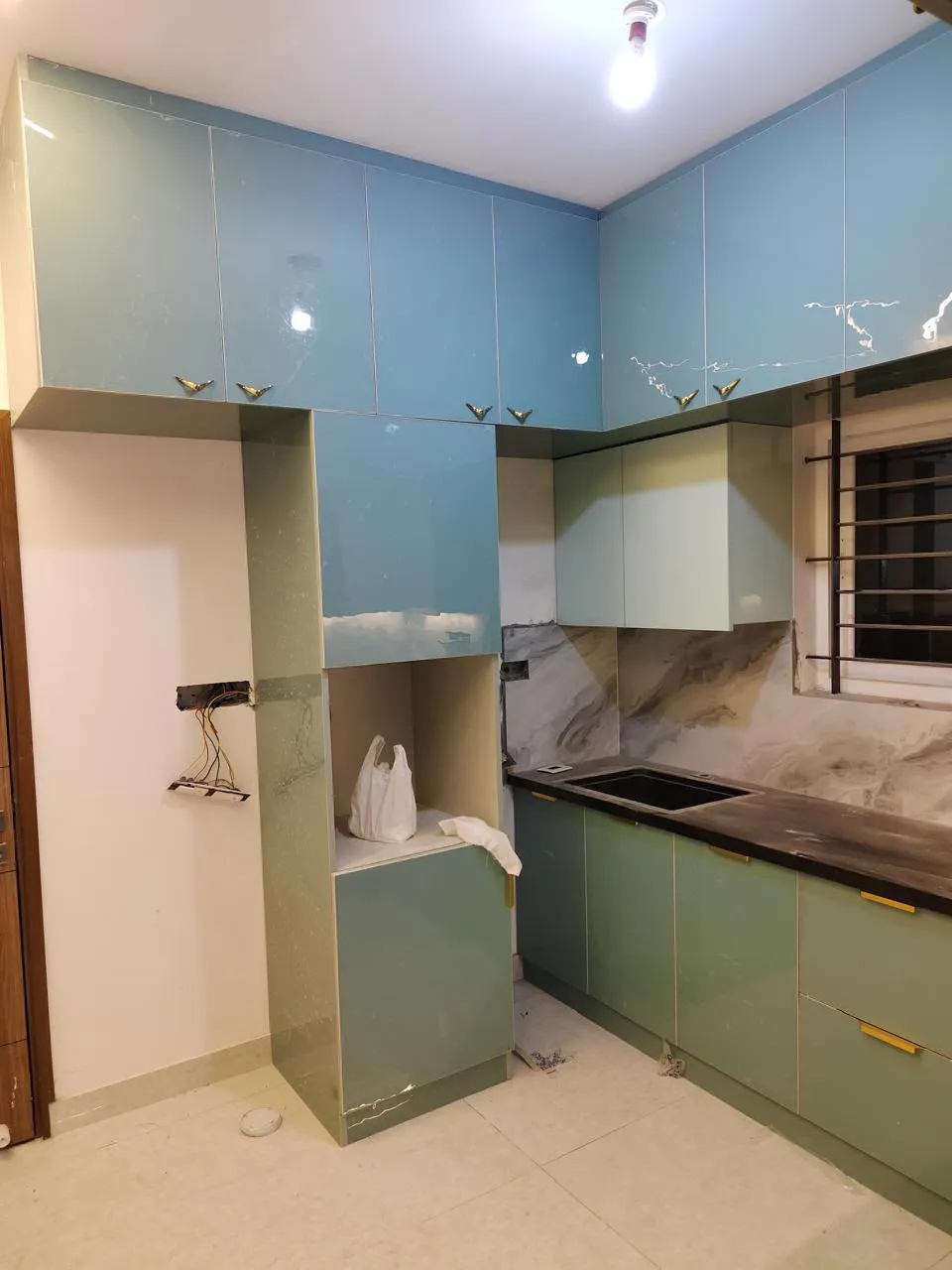 Modular kitchen during installation